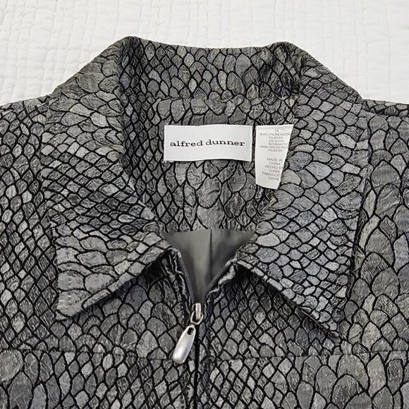 Alfred Dunner Full Zip Blazer Jacket Sz 14 Gunmetal Gray Metallic Lizard Print - Picture 4 of 12